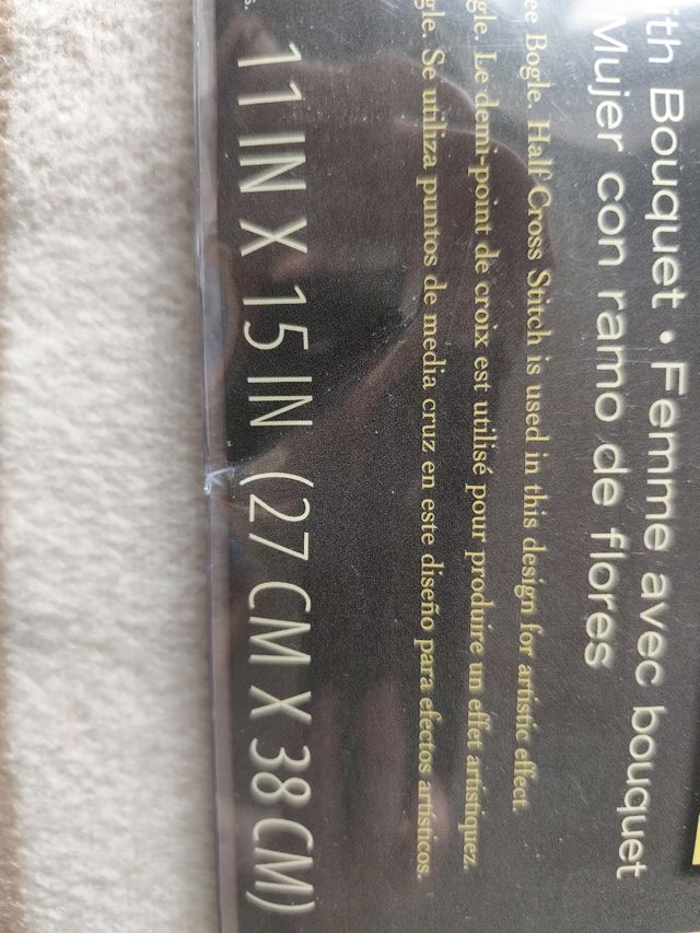 Woman with Bouquet 70-35274 Dimensions