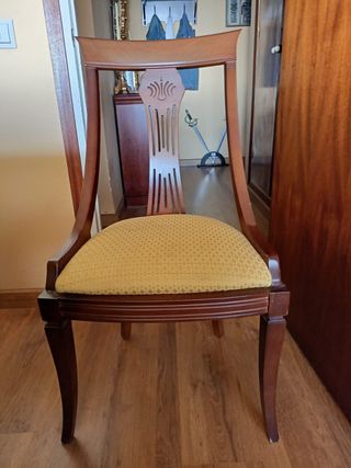 Mesa comedor más sillas