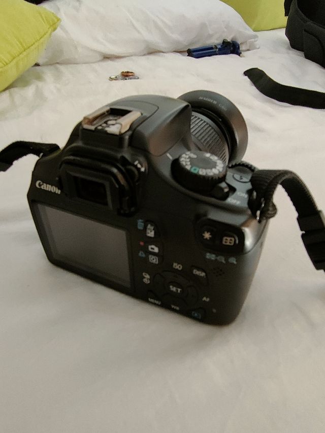 Canon EOS 1100D
