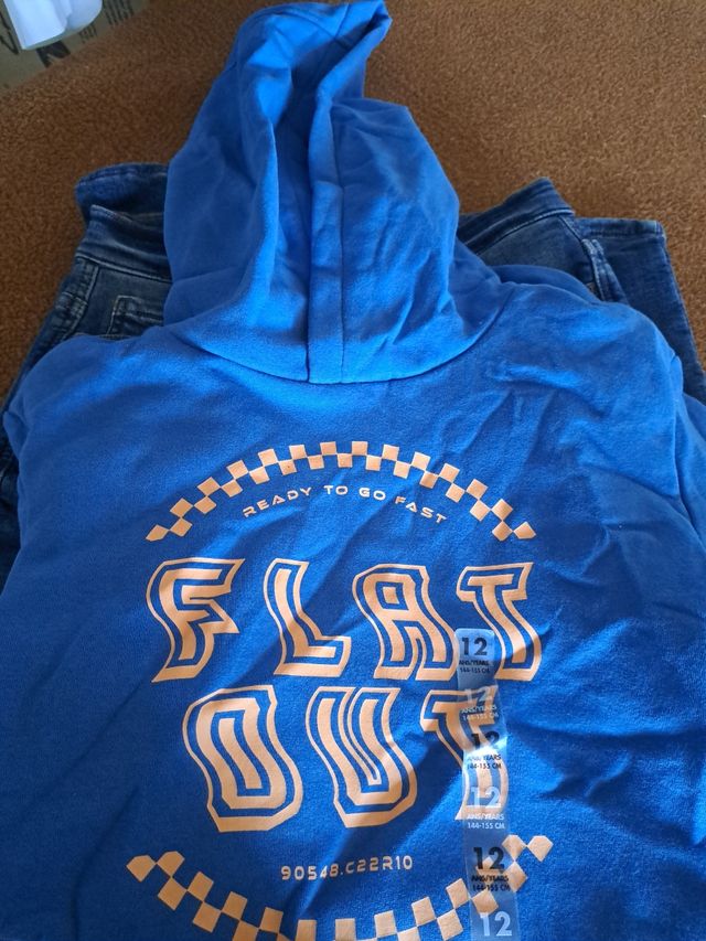 Felpa e jeans 12 anni