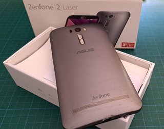 Telefono móvil vintage_ASUS Zenfone 2