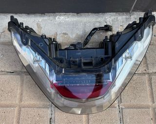 Piloto trasero Honda Forza 350