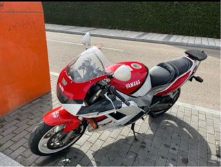 Yamaha FZR genesis exup 1000