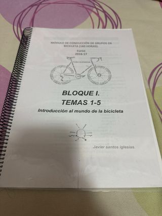 Libro de grado medio bicicleta