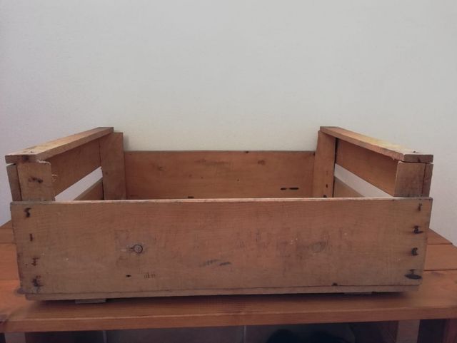 Vendo Bonita Caja de Madera Vintage años 70