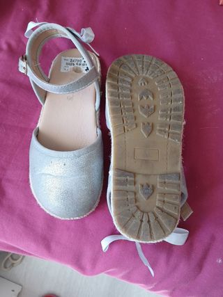 Zapatos niña destalonado