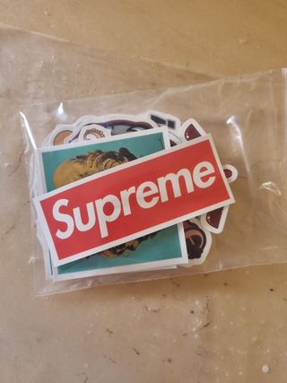 Lotto 24 adesivi in vinile