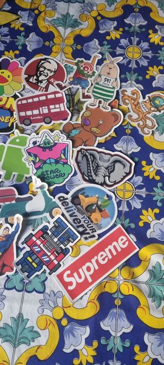 Lotto 24 adesivi in vinile