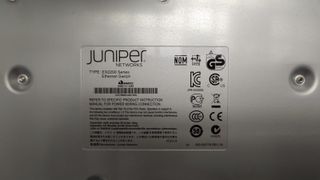 Juniper Networks EX2200 - 24P - 4G