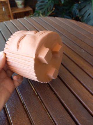 Maceta hecha a mano Buda