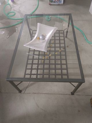 Mesa hierro y cristal 