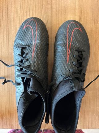 Botas de futbol nike nunero 38’5