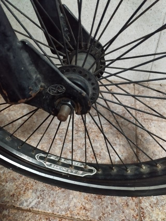 Bicicleta Monty 301 BMX