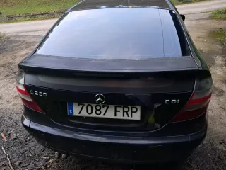 Mercedes-Benz Clase C 2003