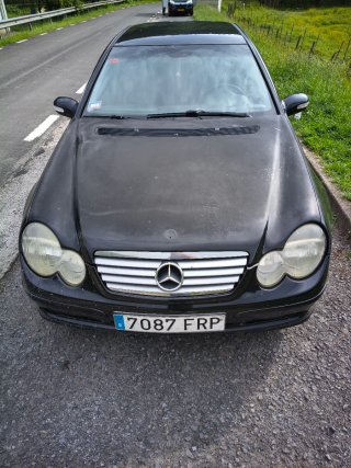 Mercedes-Benz Clase C 2003