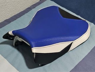 Asiento Suzuki GSXR 600/750 L1 /2011+ Regalo