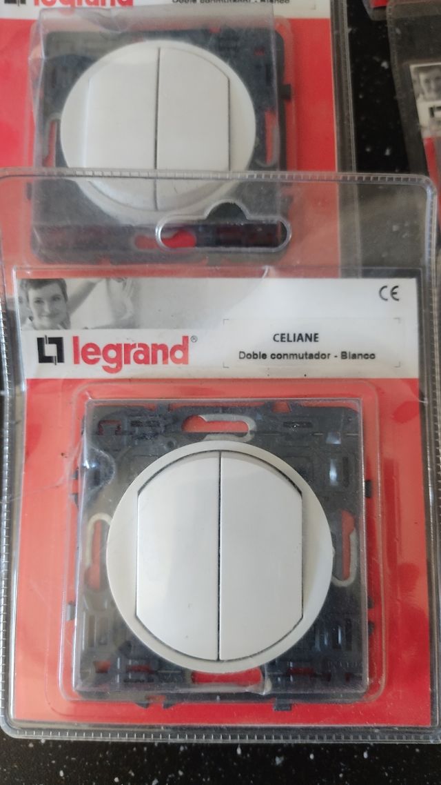 Interruptores conmutadores dobles