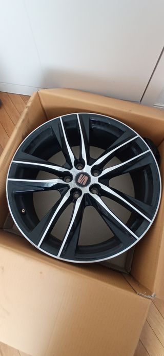 Llantas originales león Cupra 5f.