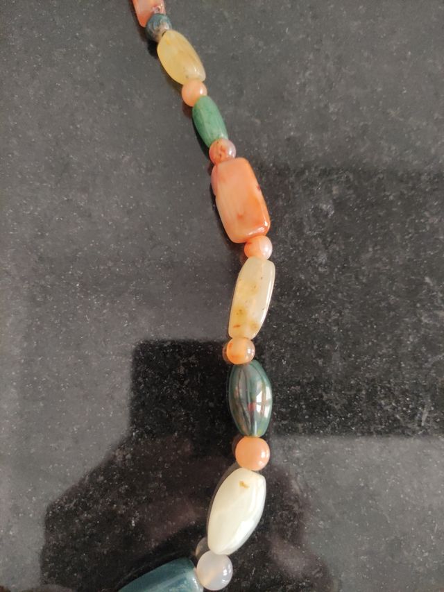 Collar de piedras
