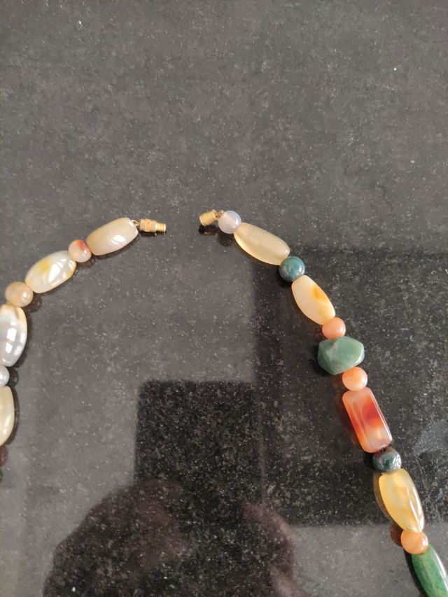Collar de piedras
