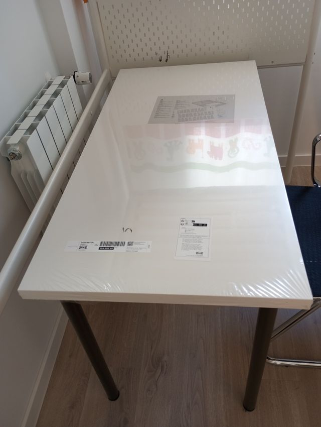 MESA IKEA LAGKAPTEN