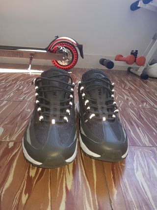 Air Max 95 Essential