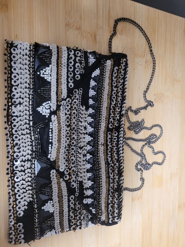 Bolso Esfera negro con tachuelas