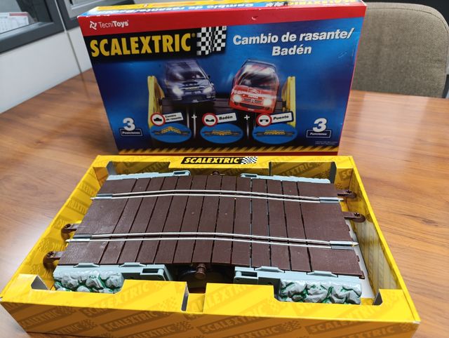 Cambio de rasante Scalextric completo.