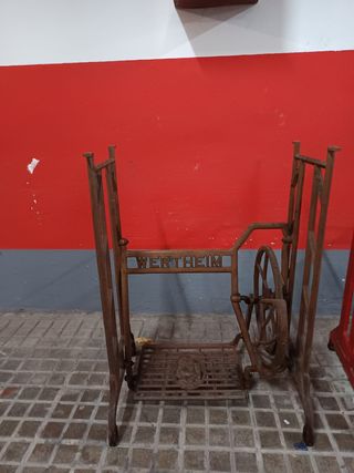Pie maquina coser antigua