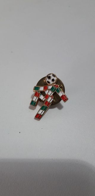 spilla italia 90