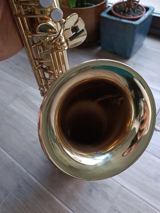 Saxo Tenor Yamaha YTS-32 Logo Púrpura