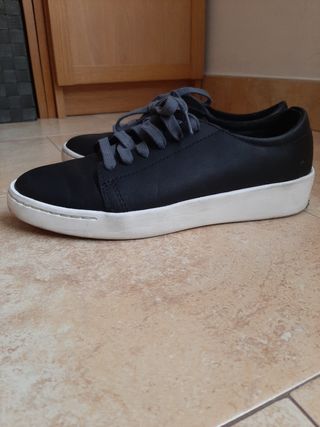 Zapatillas de piel. Timberland talla 38.