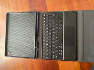 Funda + teclado para Ipad