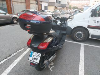 Aprilia atlantic 250