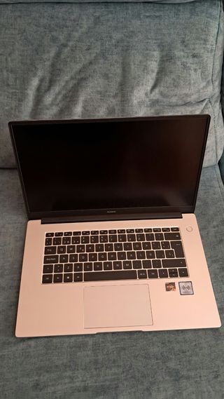 Portátil huawei matebook D15