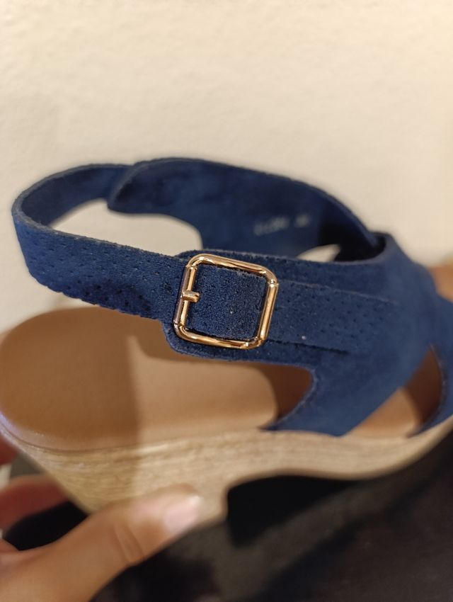 Sandalias de piel azules