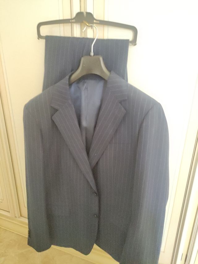 completo gessato blu elegante uomo