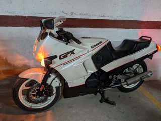 Kawasaki GPX 600R