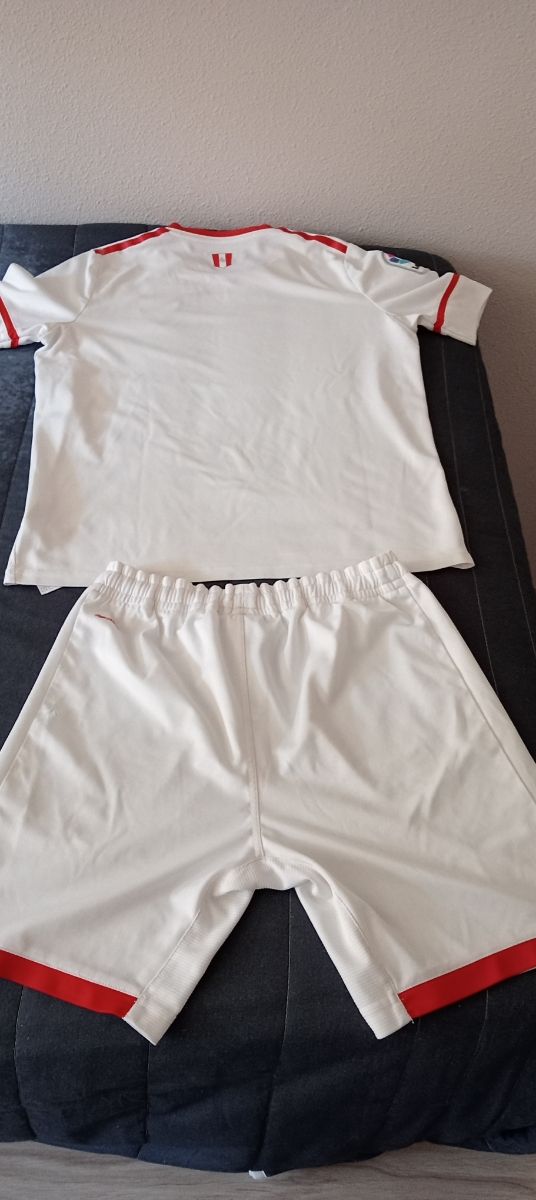 Sevilla FC equipación infantil