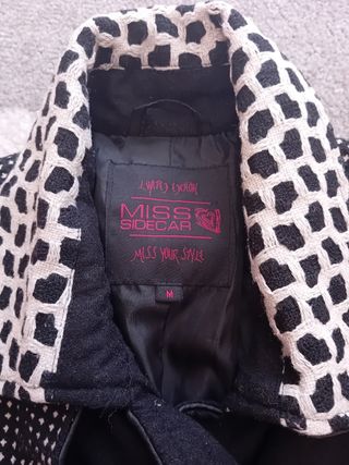 Conjunto de abrigo y minifalda " Miss Sidecar " 
