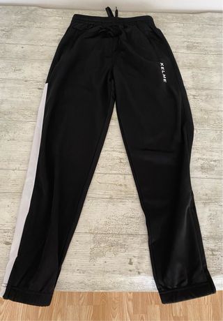 Pantalon chandal Kelme