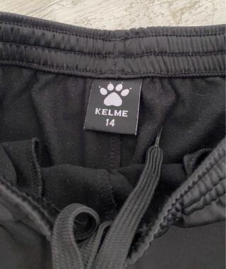 Pantalon chandal Kelme