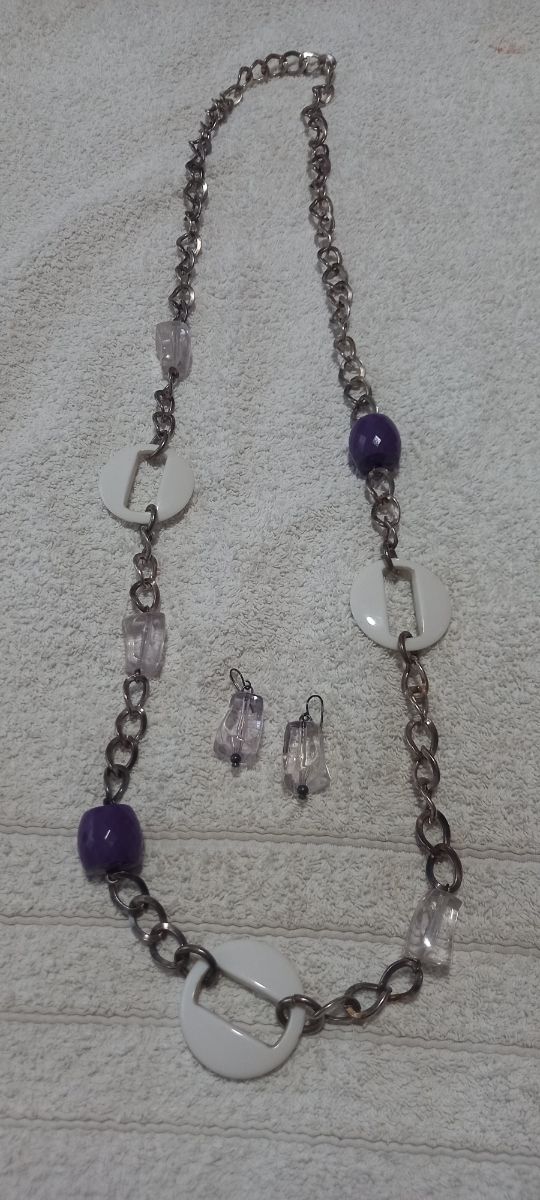 Conjunto collar y pendientes