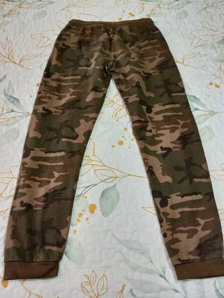 Pantalón de camuflaje