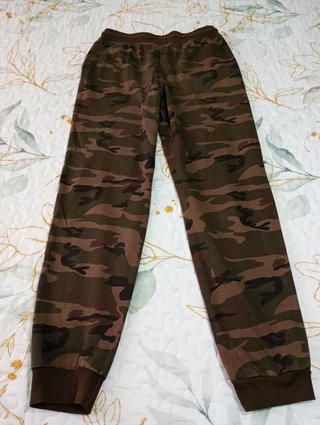 Pantalón de deporte camuflaje
