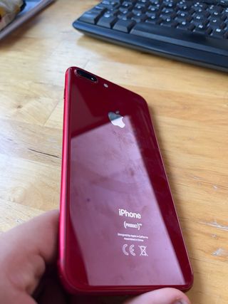 iPhone 8 plus (prodotto) ROSSO