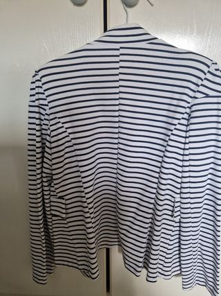 Chaqueta rayas muy elegante