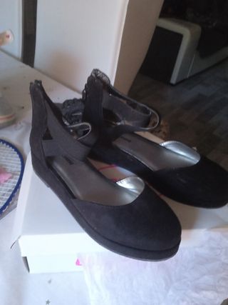 Zapatos de niña talla 34