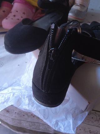 Zapatos de niña talla 34