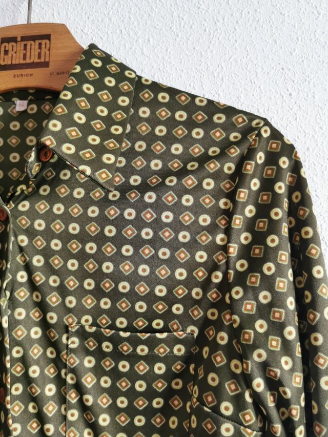 Camisa de chica talla 42.